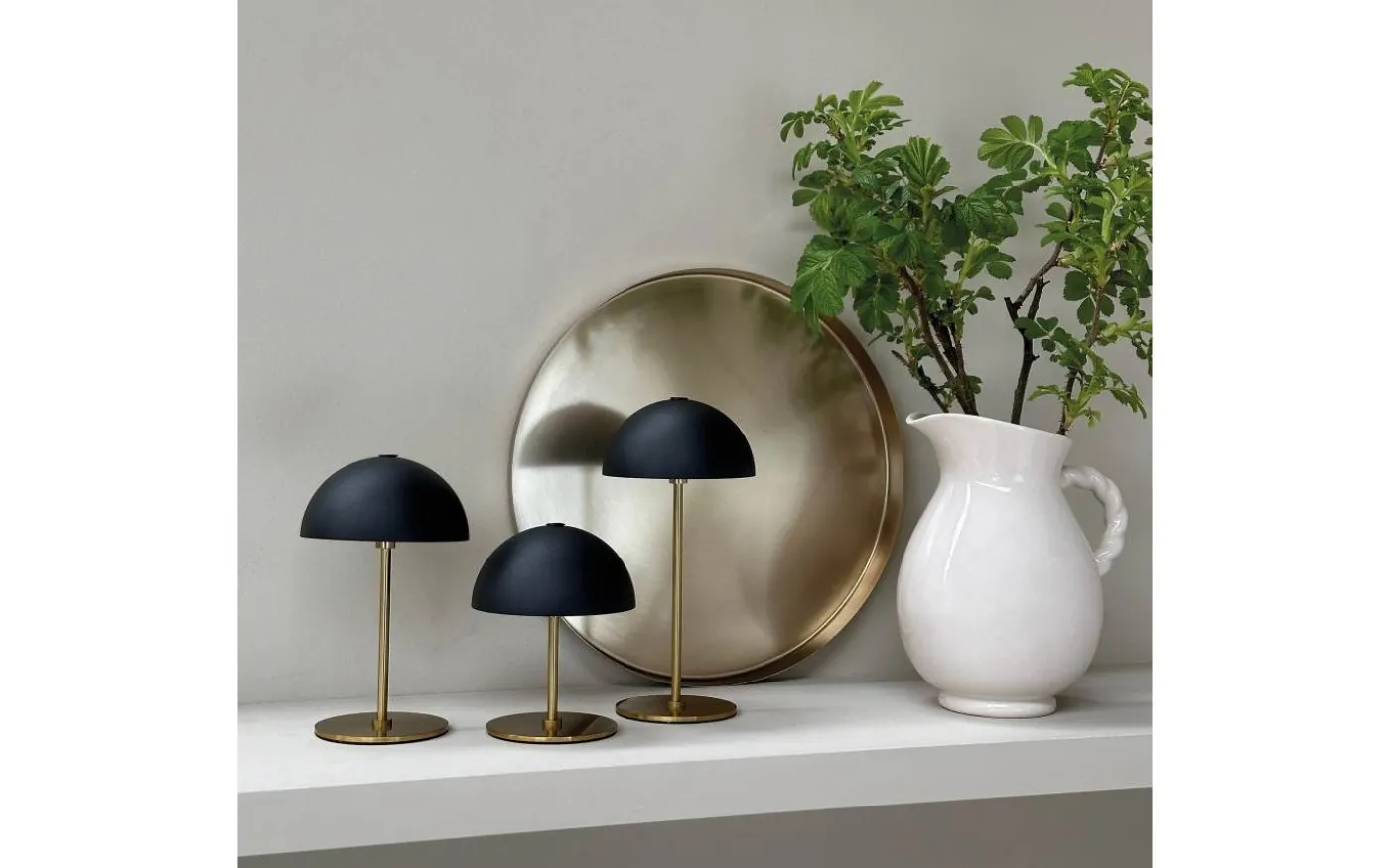 Along Uppladdningsbar Bordslampa 12/20cm 3 styck + Bricka Svart/Mässing