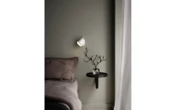 Angle Vägglampa Med USB Vit/Telegrå