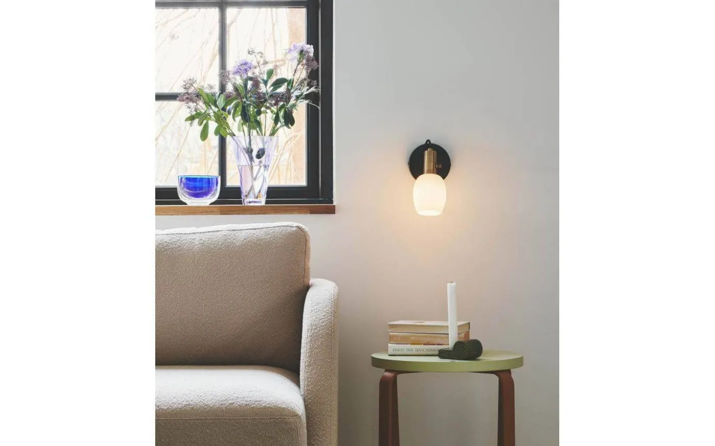 Arild Vägglampa Svart