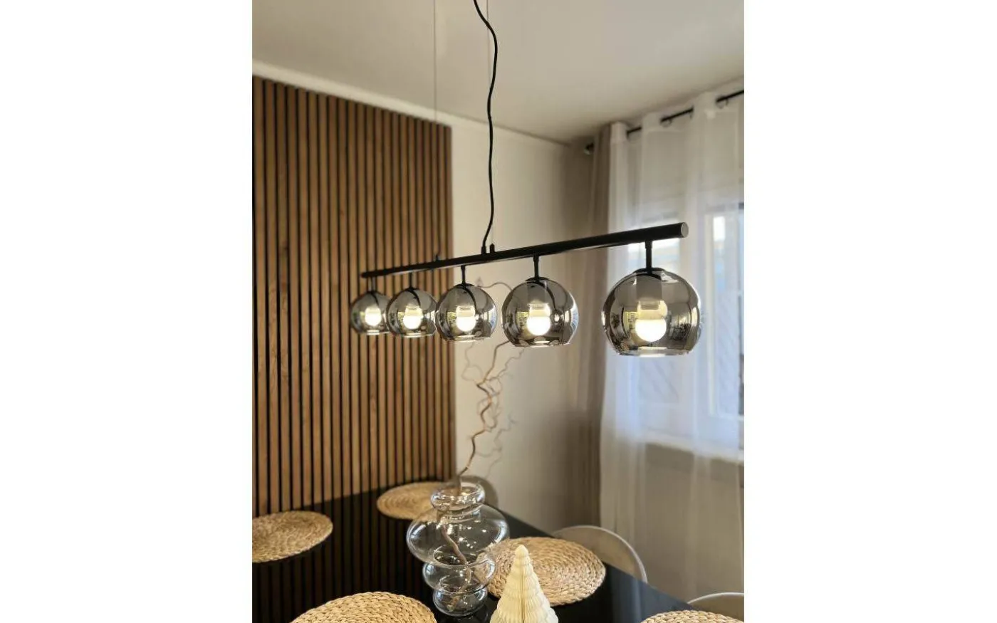 Atom Taklampa 114cm Svart/Rök