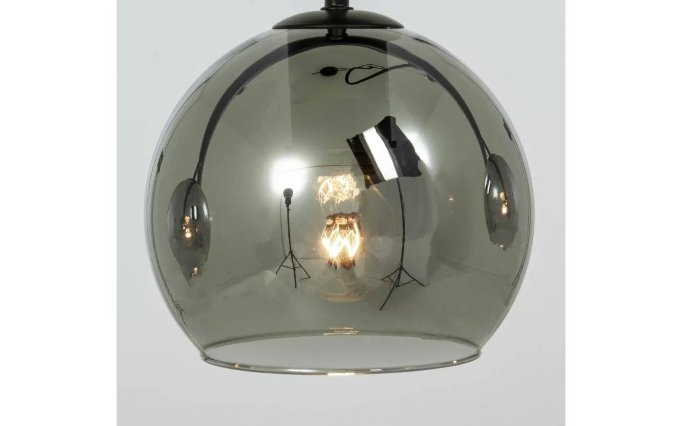 Atom Taklampa 114cm Svart/Rök