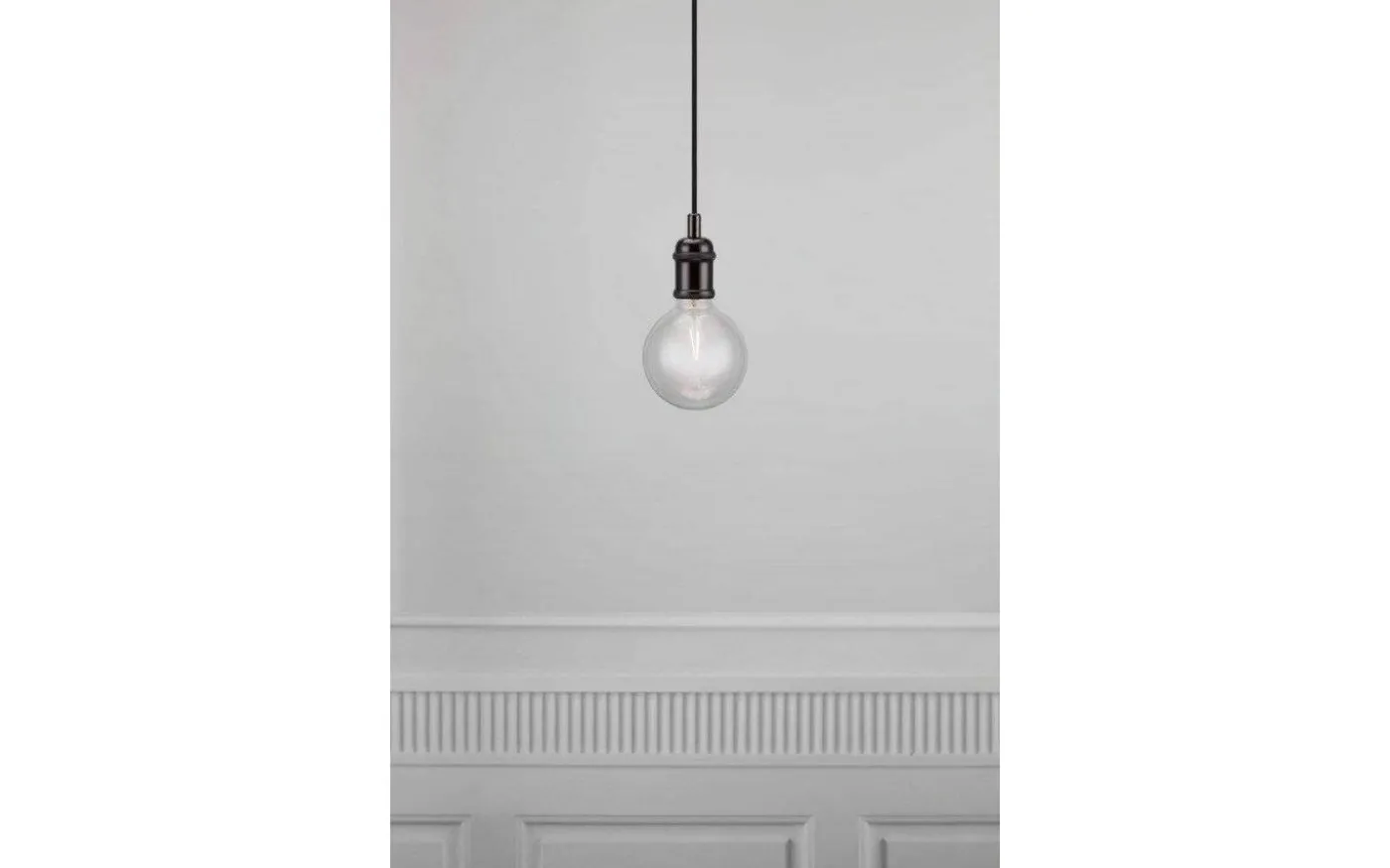 Avra Pendellampa Svart