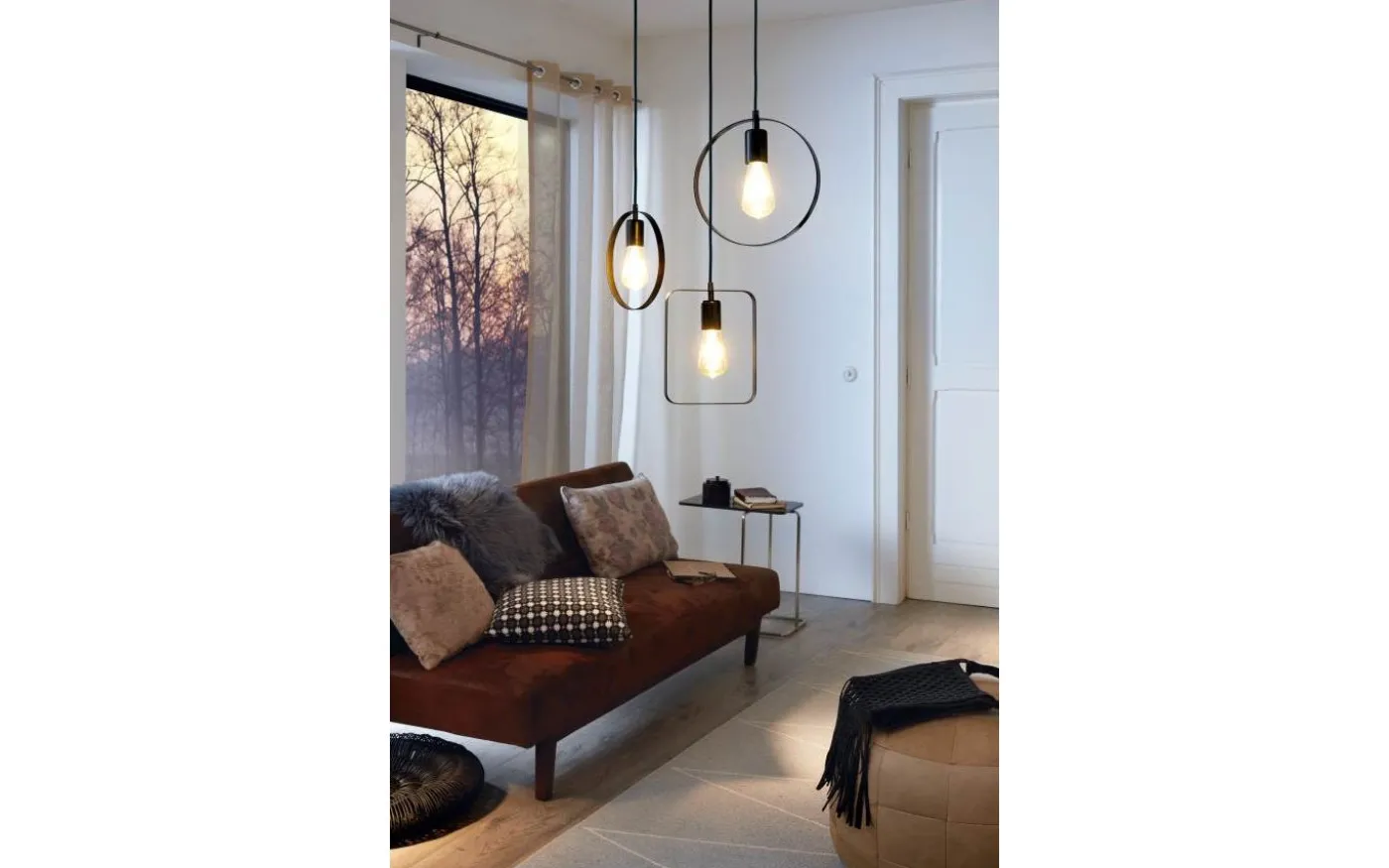Bedington Fönsterlampa 25cm Svart