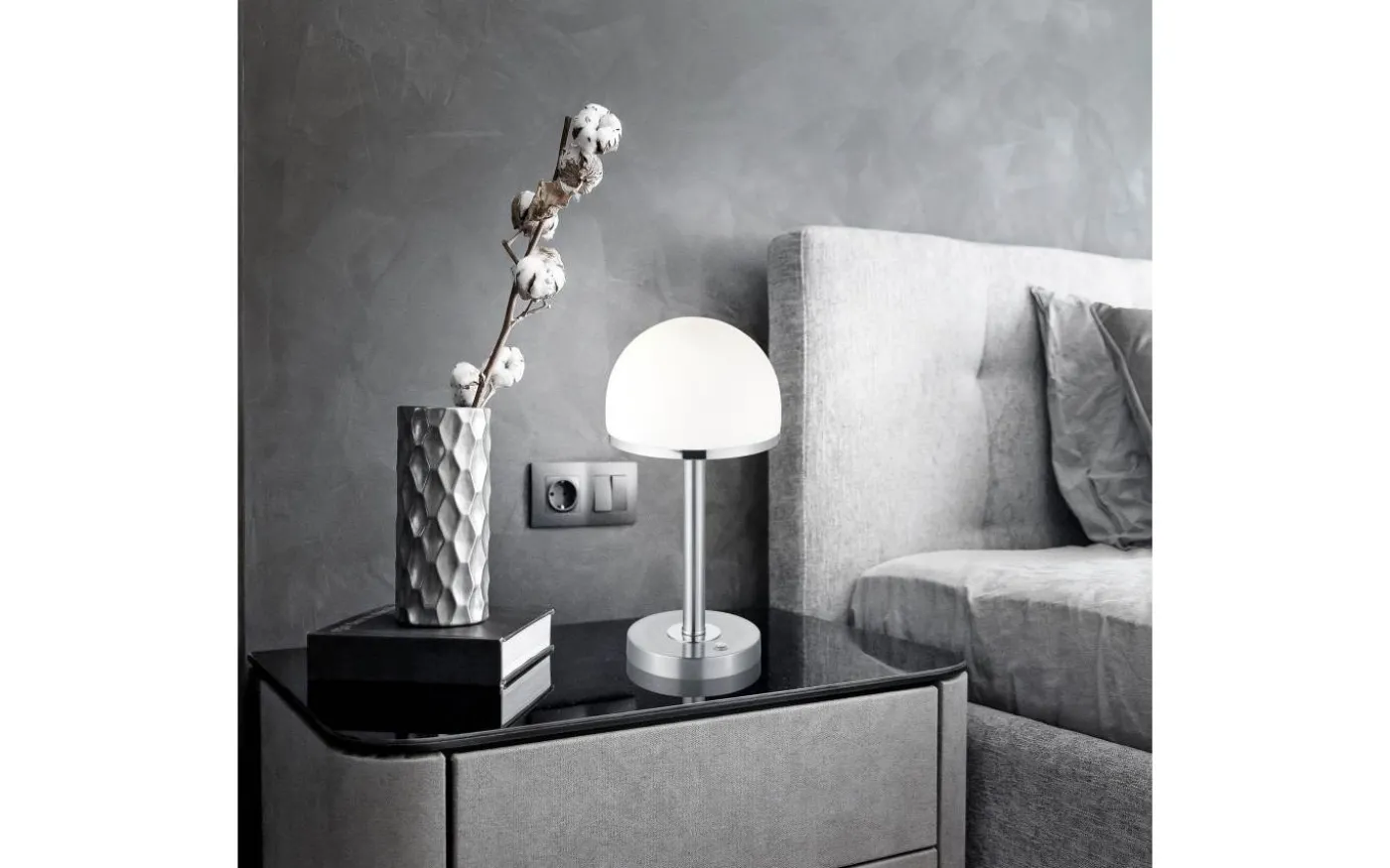 Berlin Bordslampa LED i borstat stål