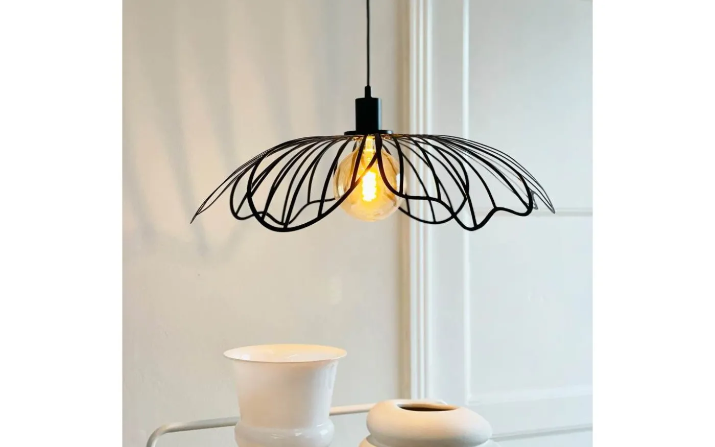 Blumen Taklampa 60cm Mattsvart