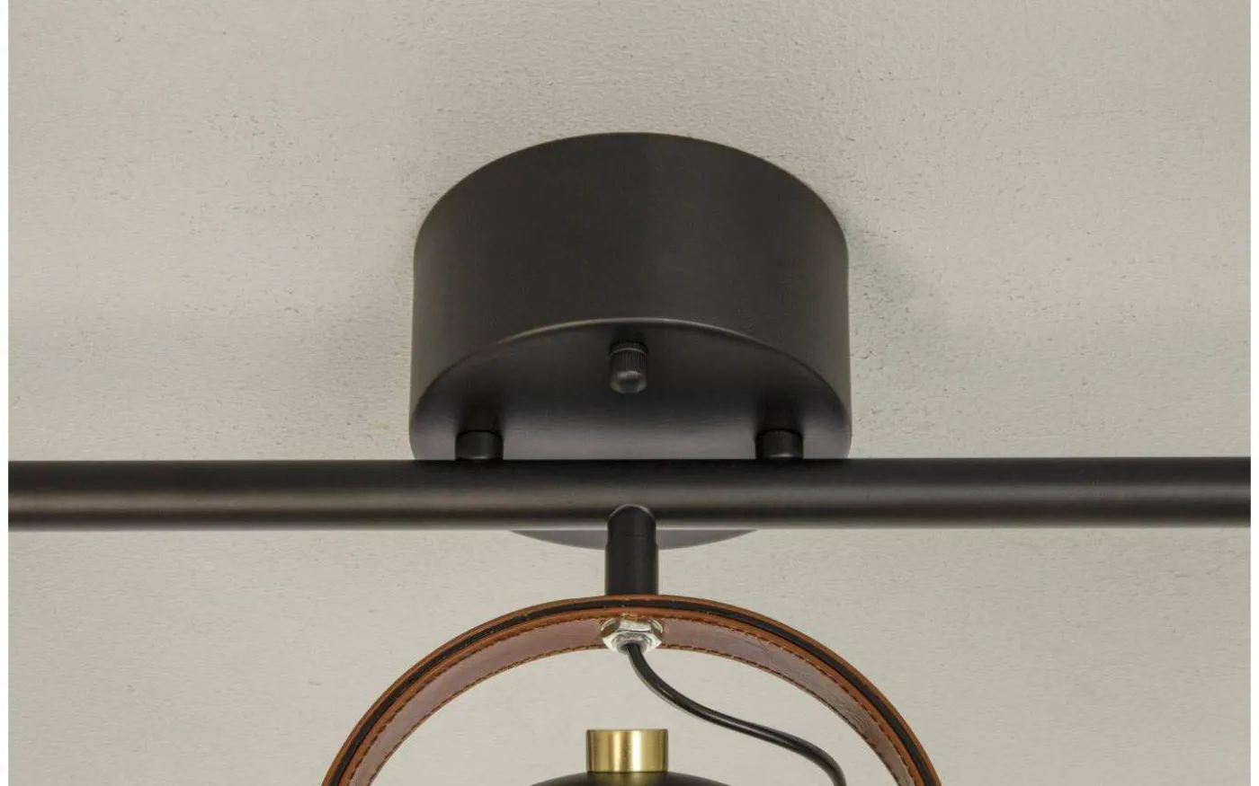 Bow Takspotlight 76cm Svart