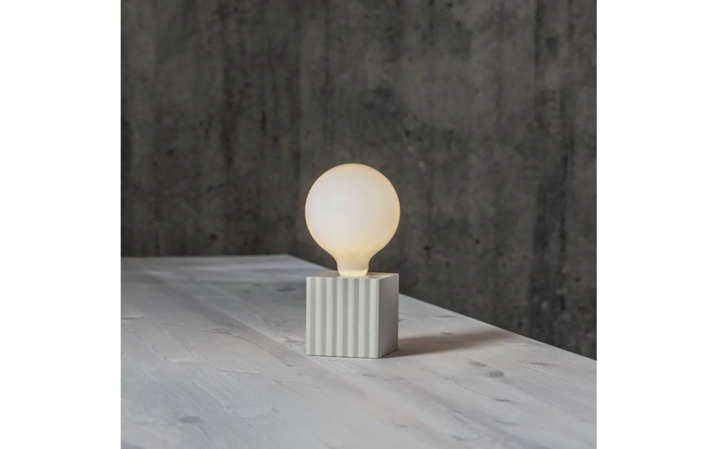 Box Bordslampa 10cm Beige