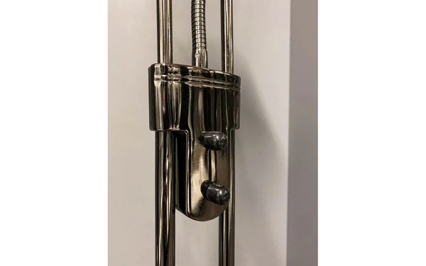 Cannes Golvlampa 1,8m LED 3000K 25W+5W Dimbar Svart/Krom