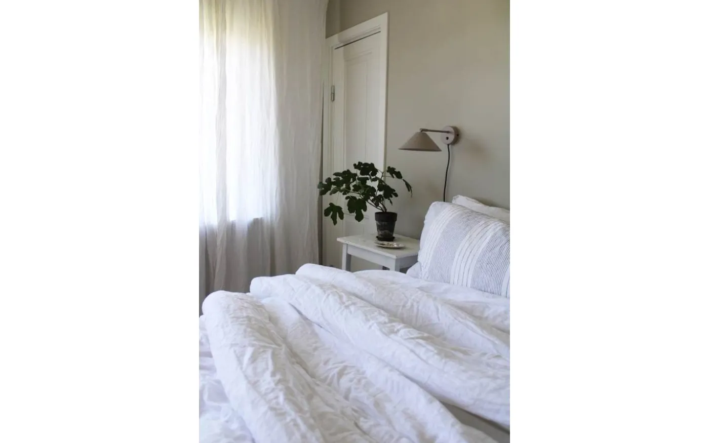 Cannes Vägglampa 20cm Mud