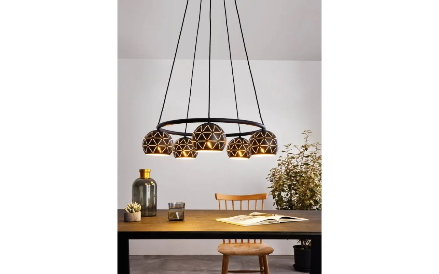 Cantallops Taklampa 69cm 5L Svart