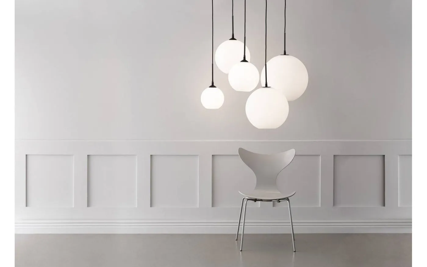 Capo Taklampa 25 cm Svart