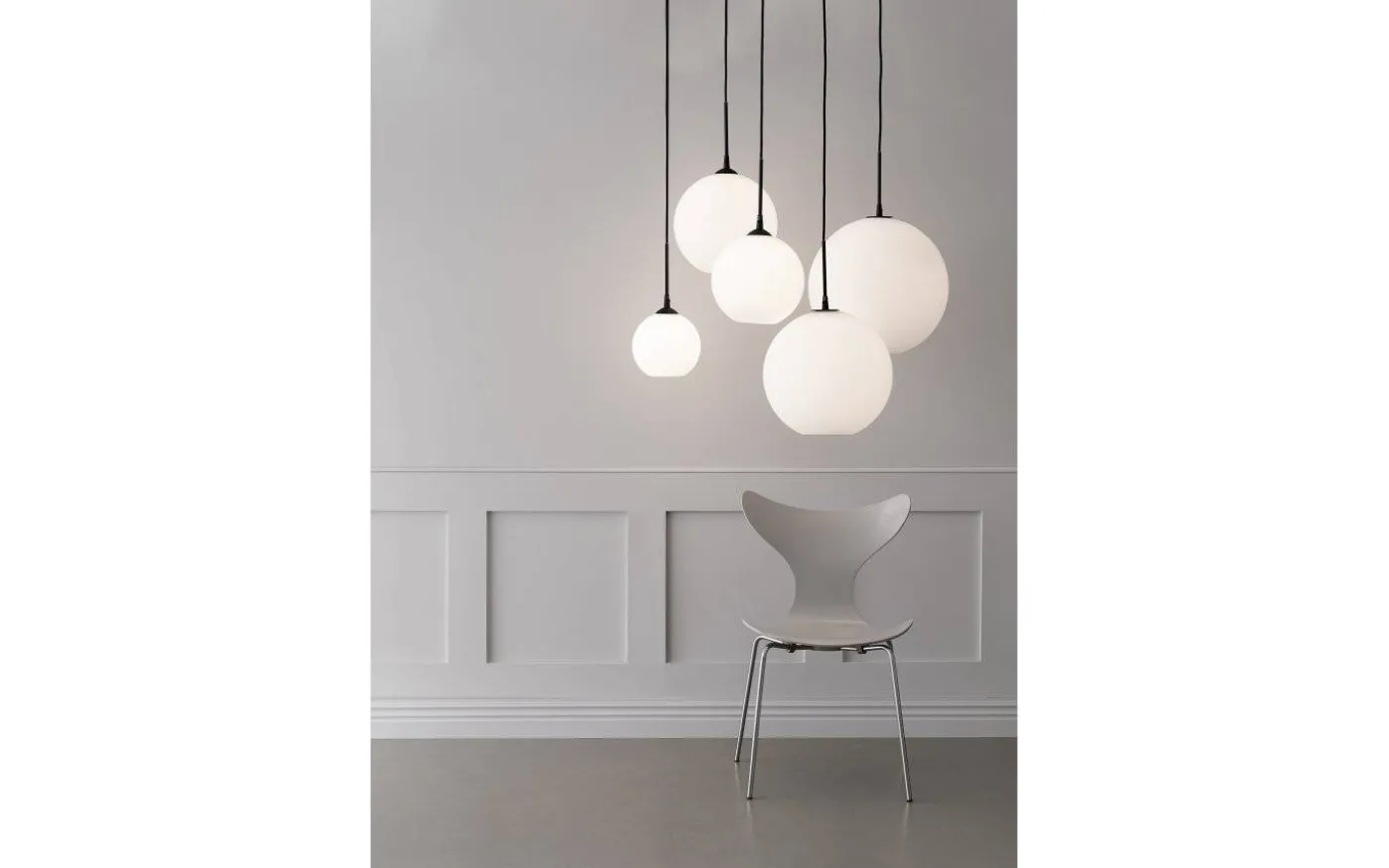 Capo Taklampa 25 cm Svart