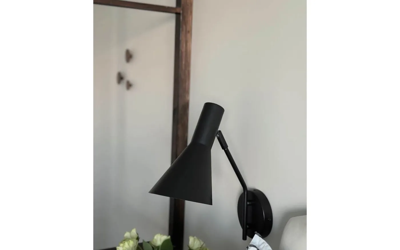 Ceres Vägglampa Svart