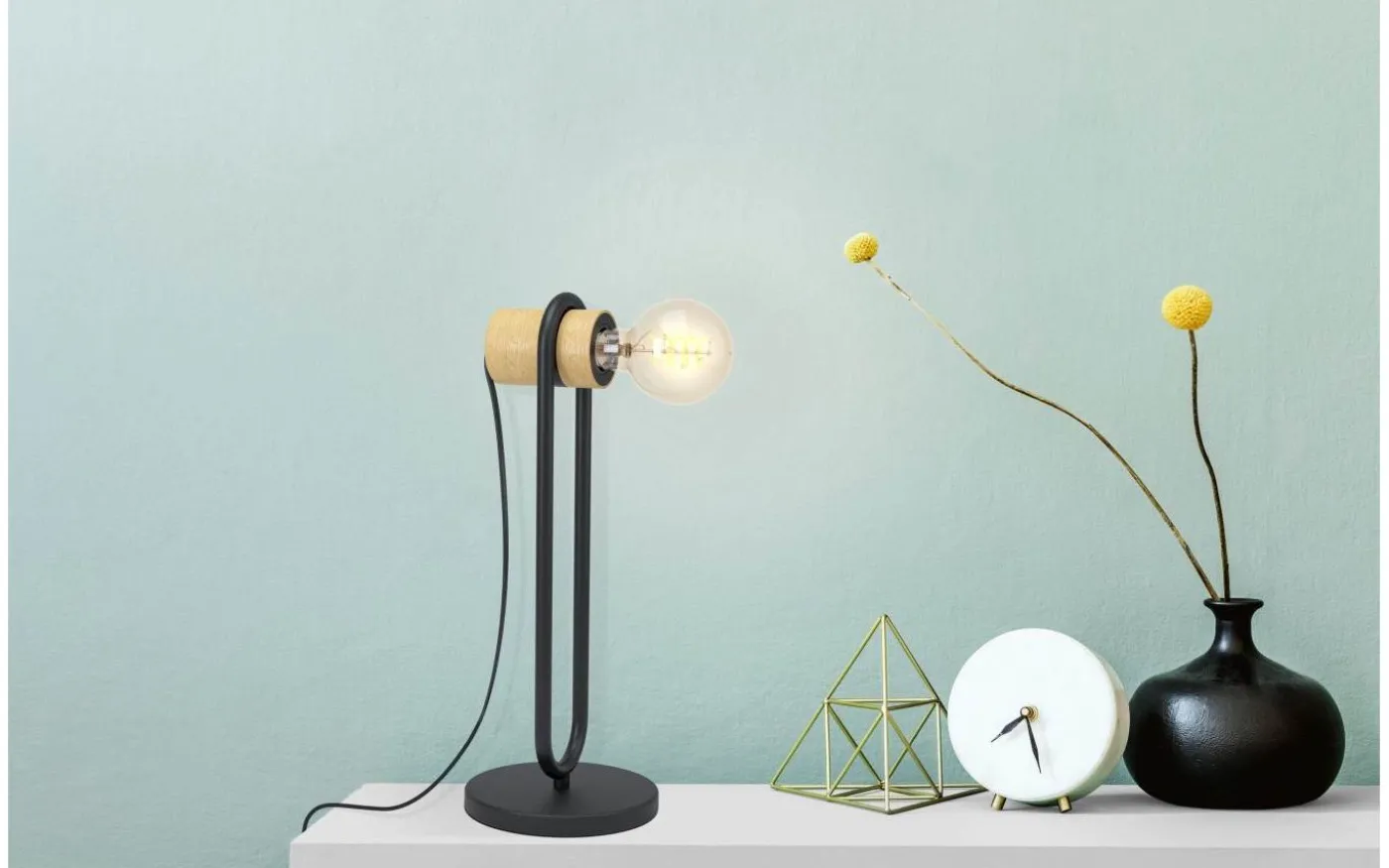 Chieveley Bordslampa 41cm Svart