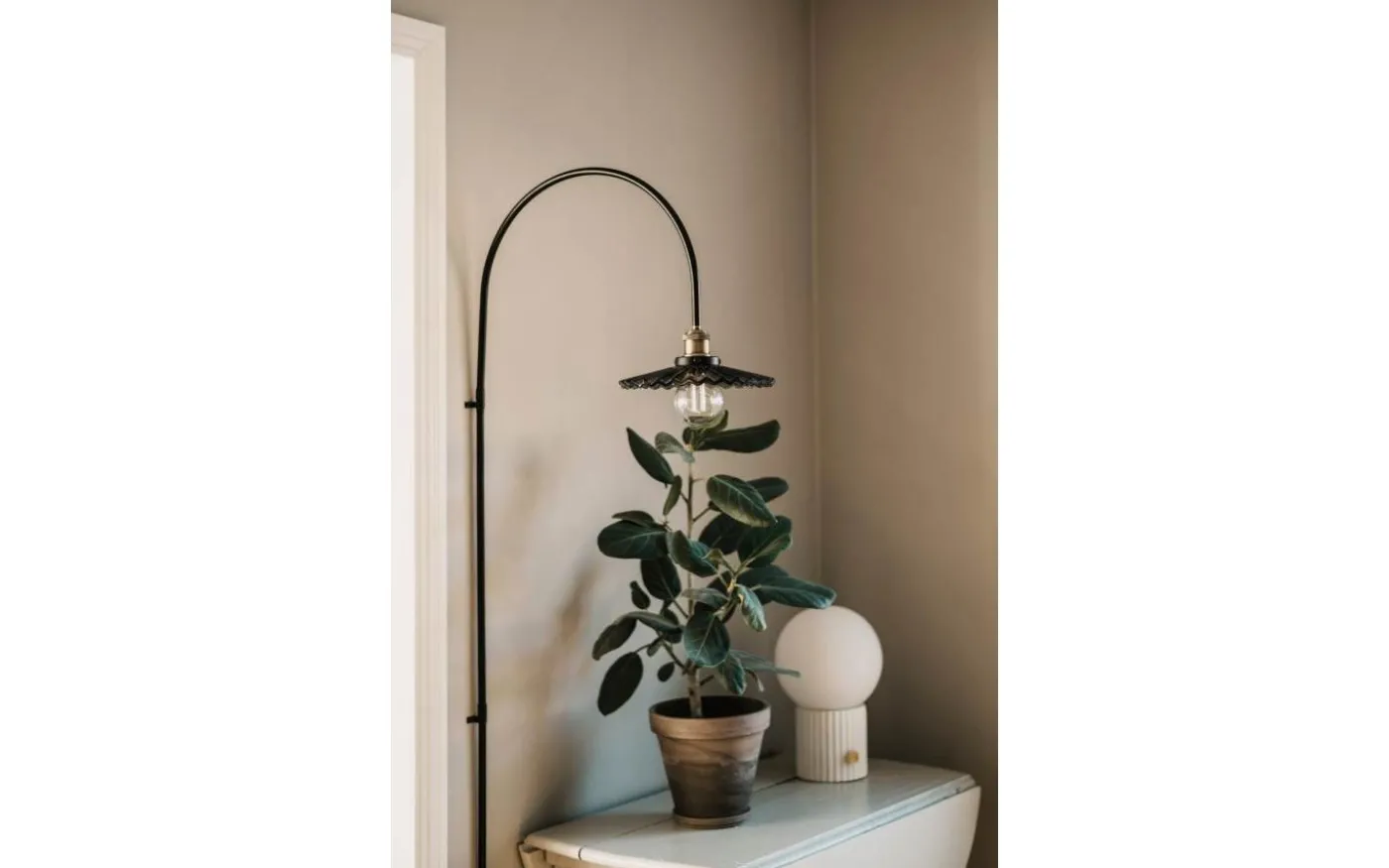 Cobbler Vägglampa 150cm Rök