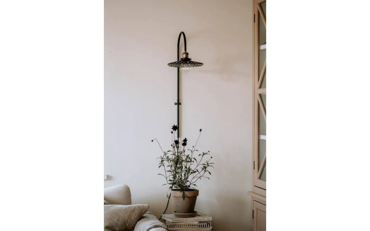 Cobbler Vägglampa 75cm Rök