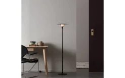 Diablo Golvlampa 134,5cm Mattsvart/Blankröd