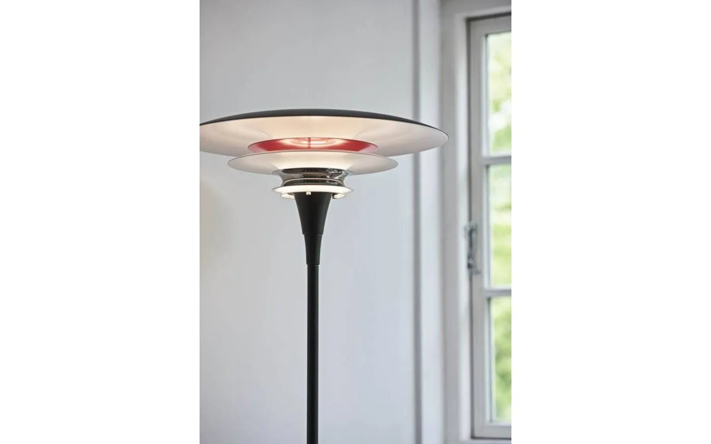Diablo Golvlampa 149cm Svart/Röd