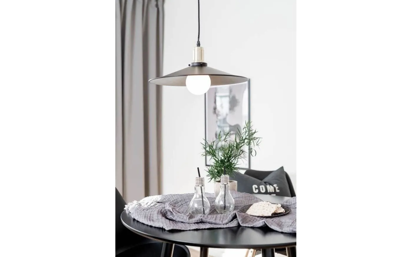 Disc Taklampa 40cm E27 Svart/Borstad Mässing