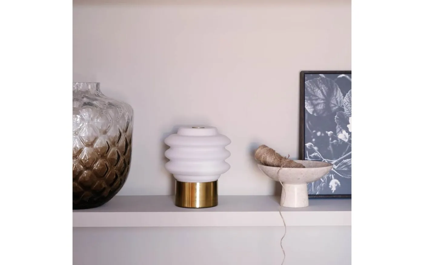 Diva Uppladdningsbar Bordslampa LED 3000K 2W Mässing