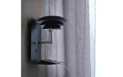 DL20 Vägglampa USB Svart/Krom