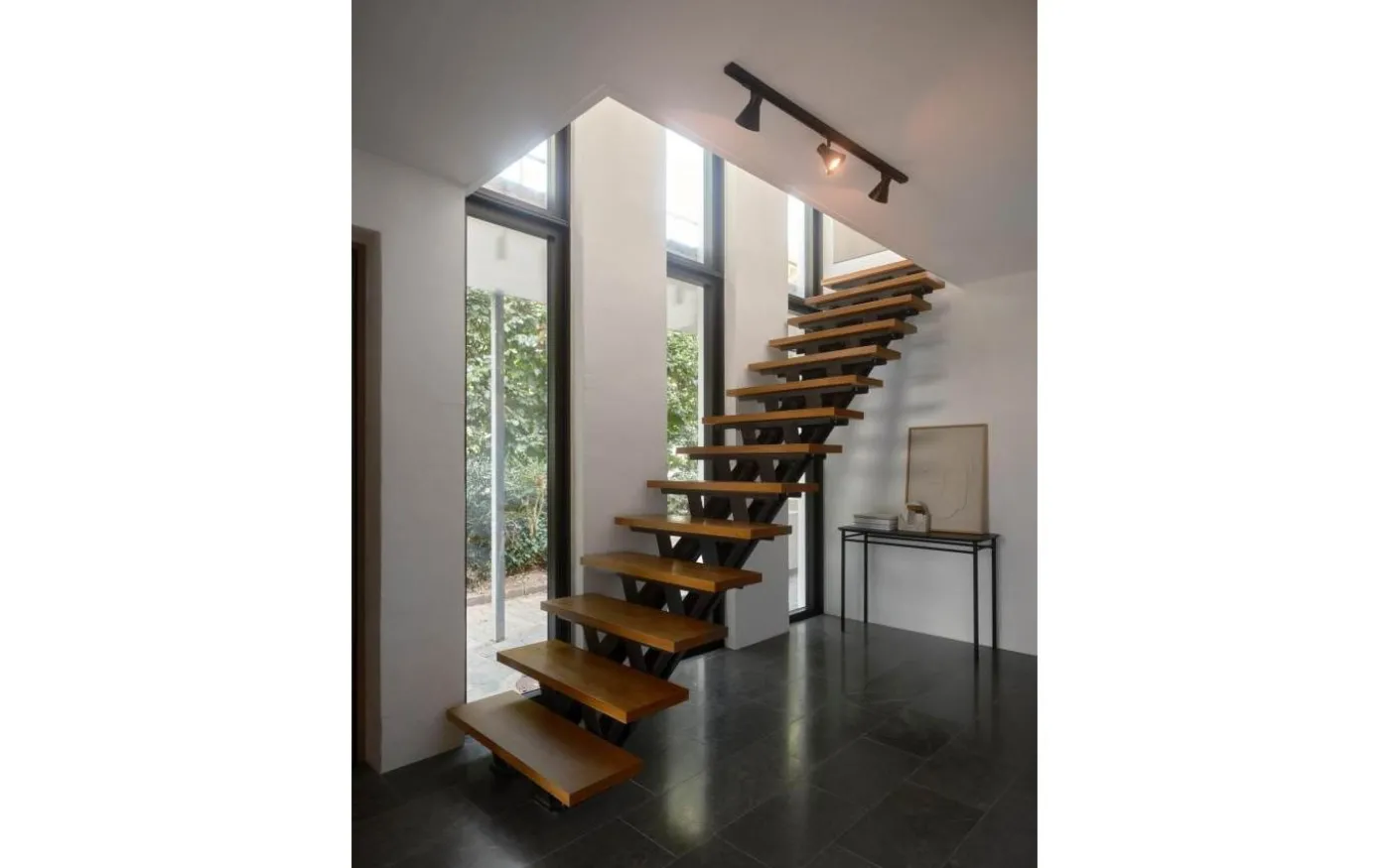 Eik Link Spot Skensystem Svart