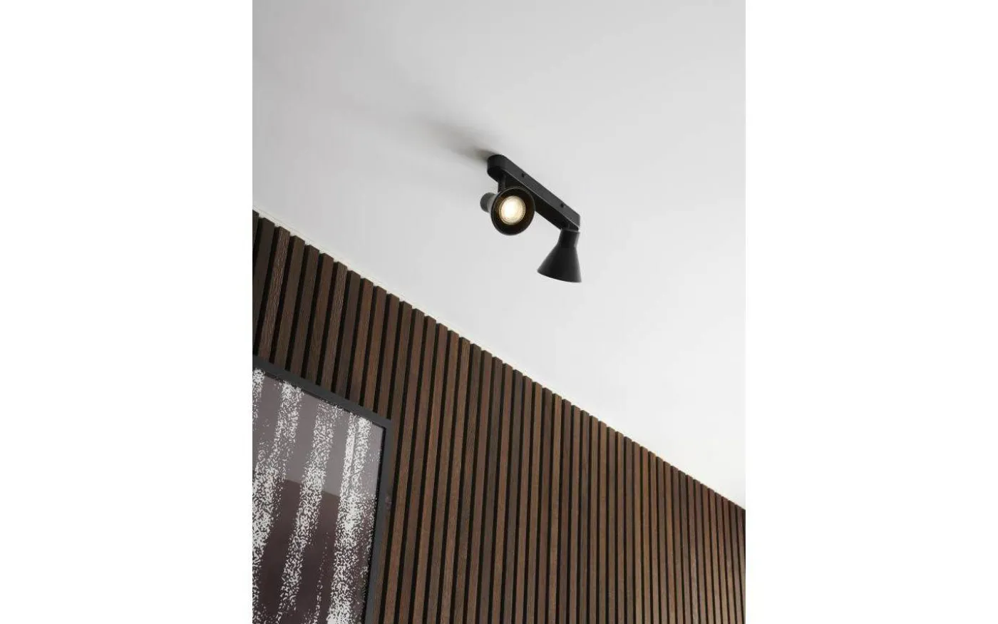 Eik Takspotlight 2L 28,5cm Svart