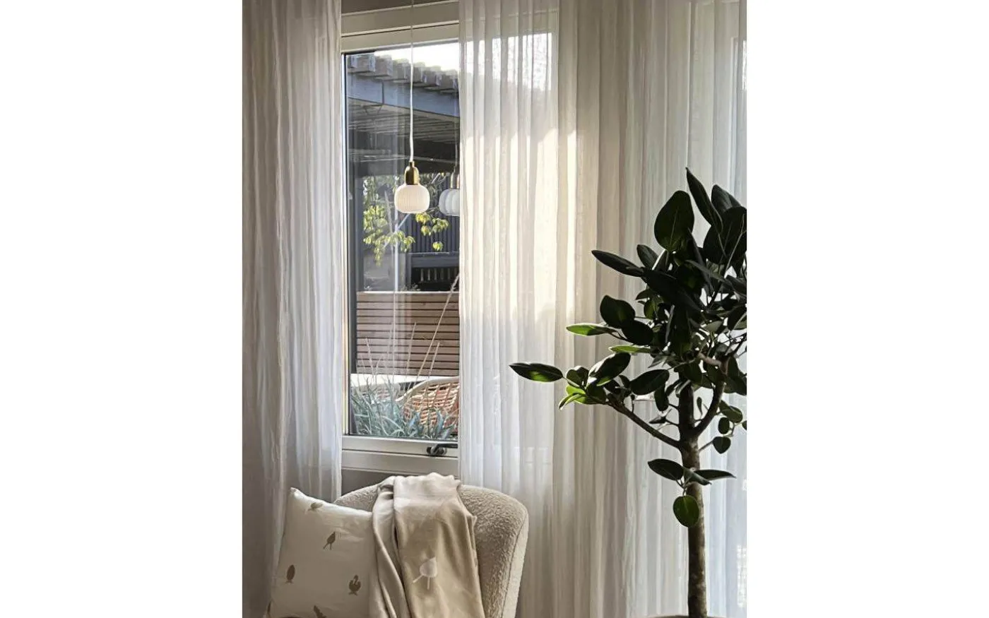 Elin Fönsterlampa 10cm Mässing/Opal