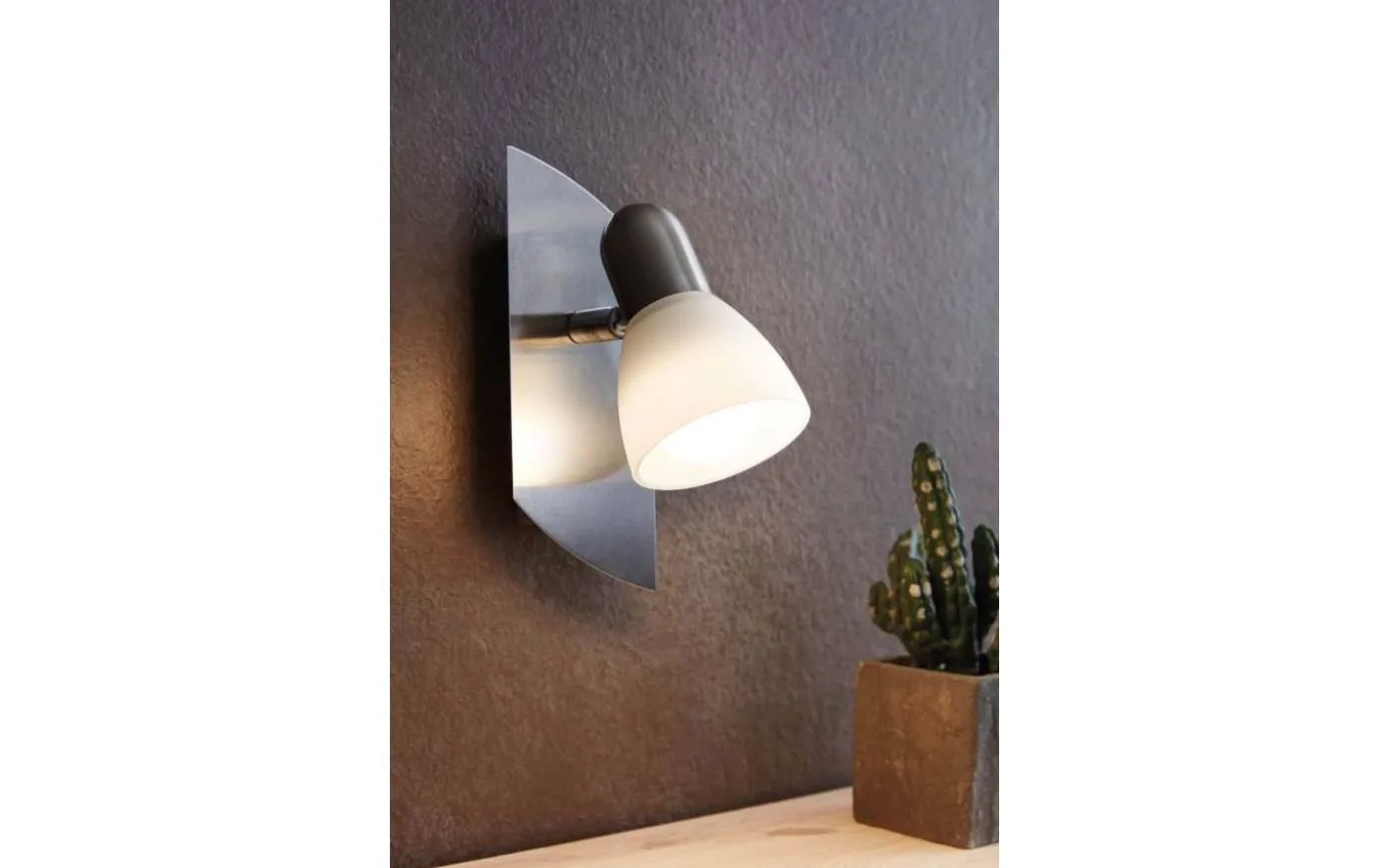 Enea Vägglampa Nickel