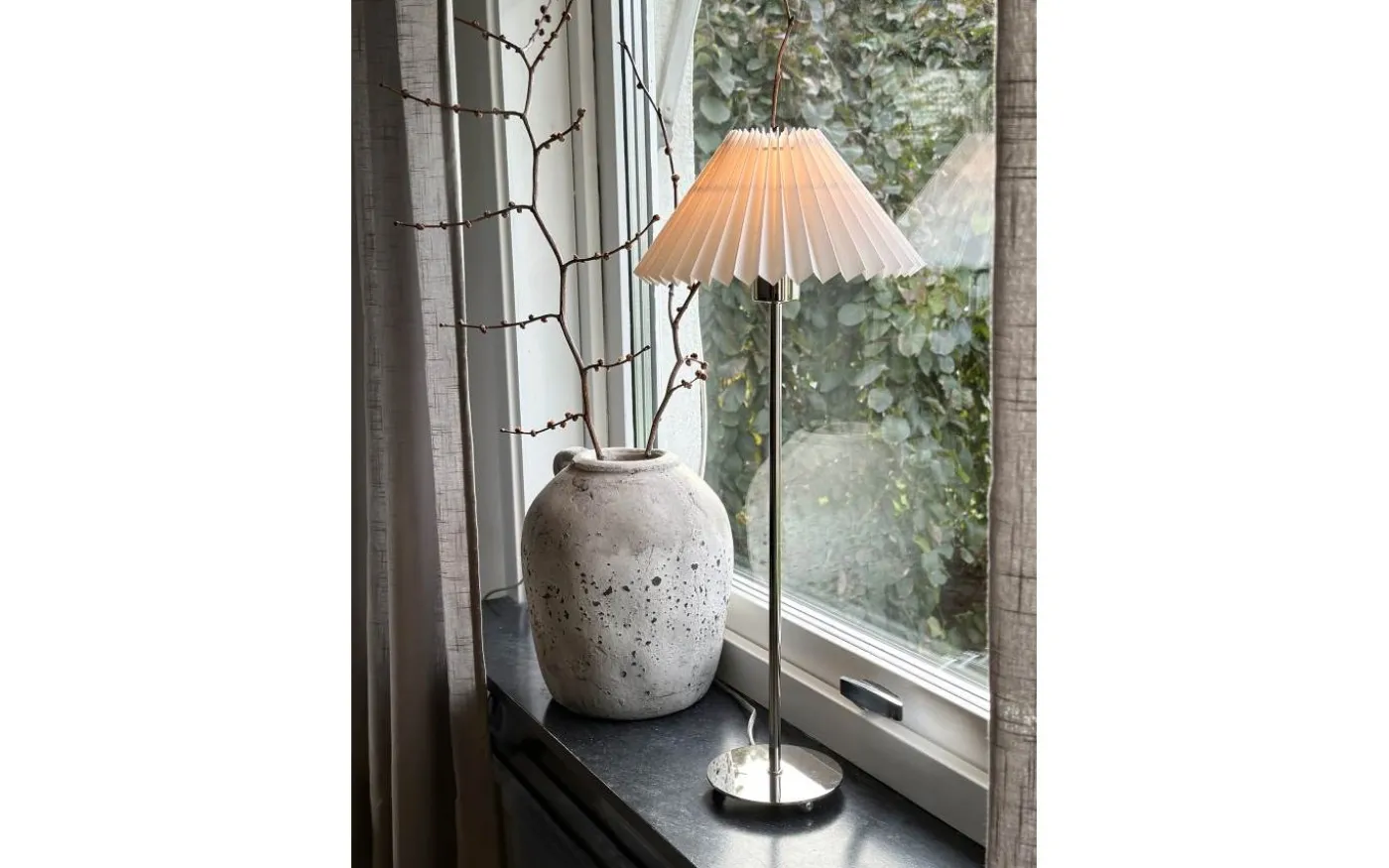 Ester Lampfot 53cm Silver