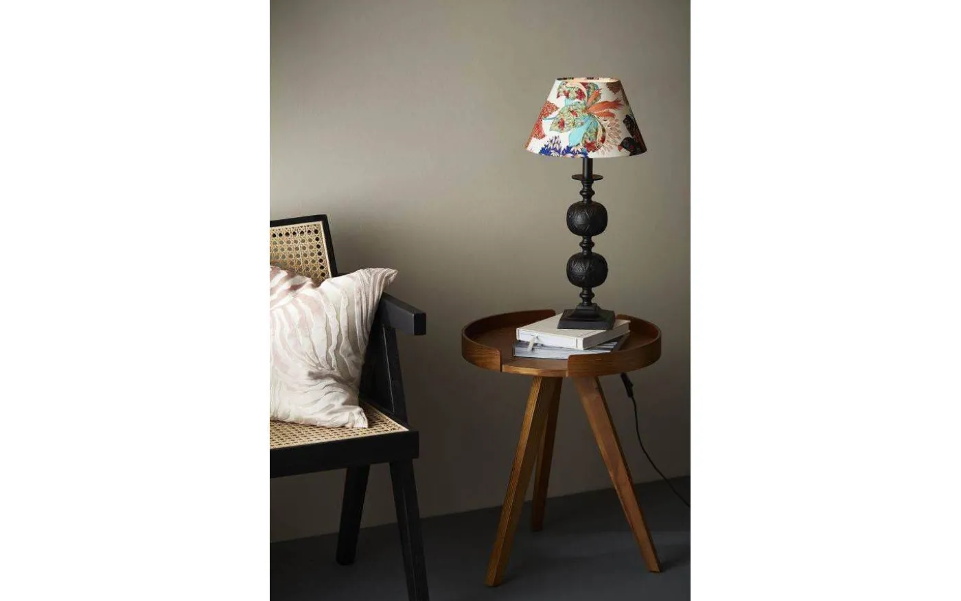 Flory Lampfot 45cm Matt Svart