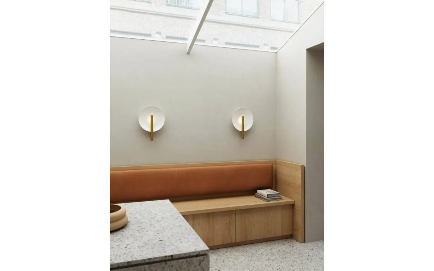 Furiko Vägglampa Borstad Mässing