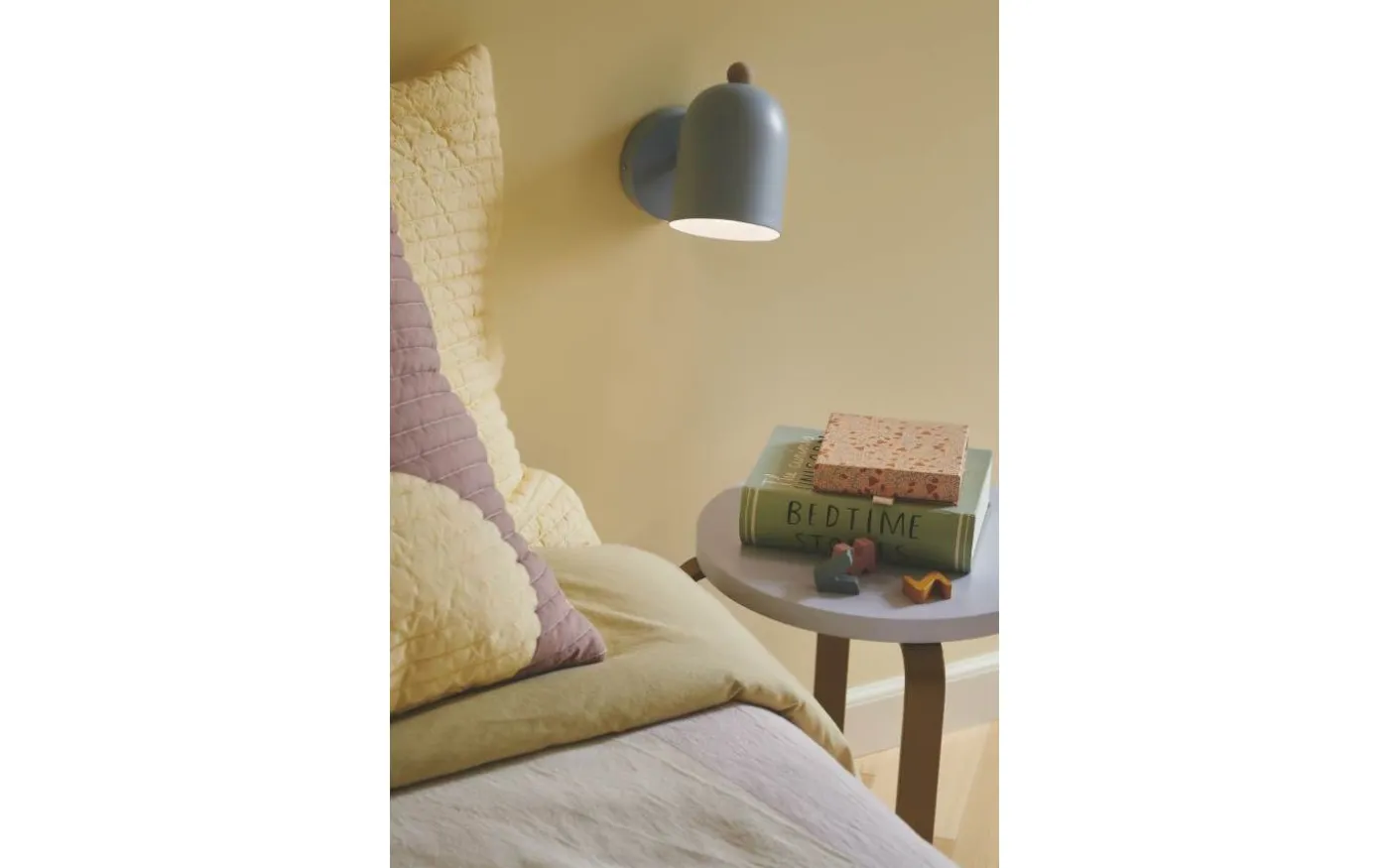 Gaston Vägglampa Blå