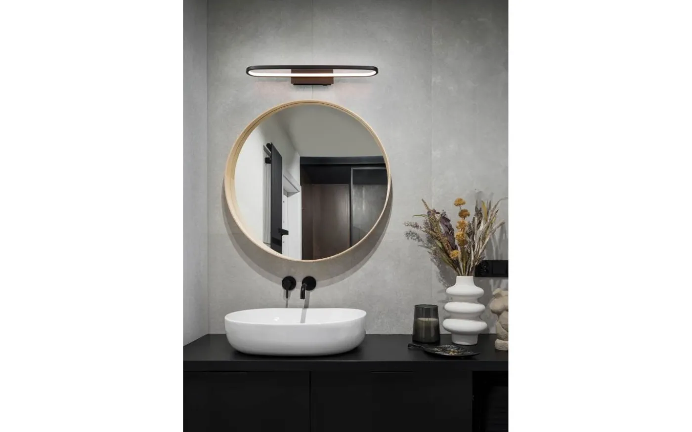 Gianni H2O Vägglampa LED 60cm mattsvart IP44