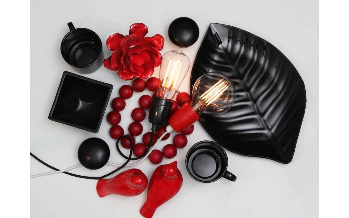 Glaze Textilsladd 5m med Porslinssockel E27 Svart