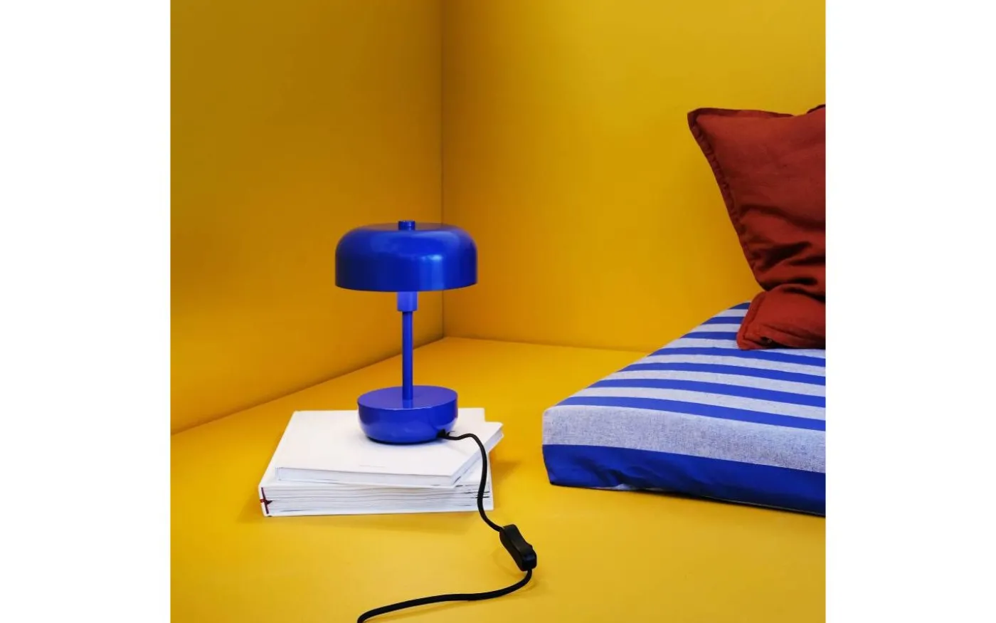 Haipot Bordslampa 26cm Blå