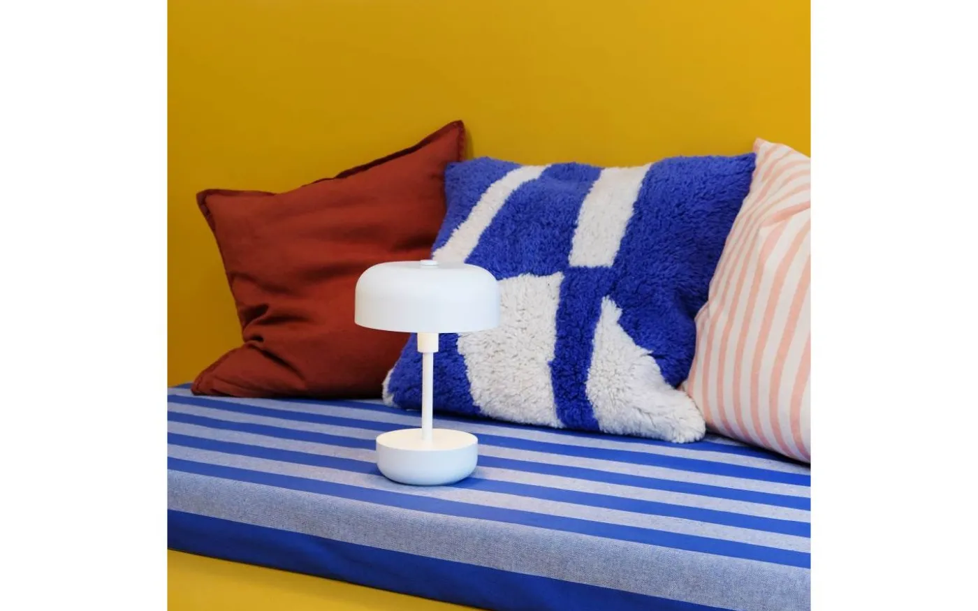 Haipot Uppladdningsbar Bordslampa 26cm LED 3000K 3W Vit IP44