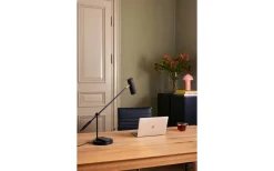 Hubble Read Bordslampa 64cm Svart