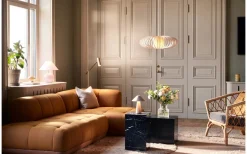 Hubble Read Golvlampa 140cm Borstad Mässing