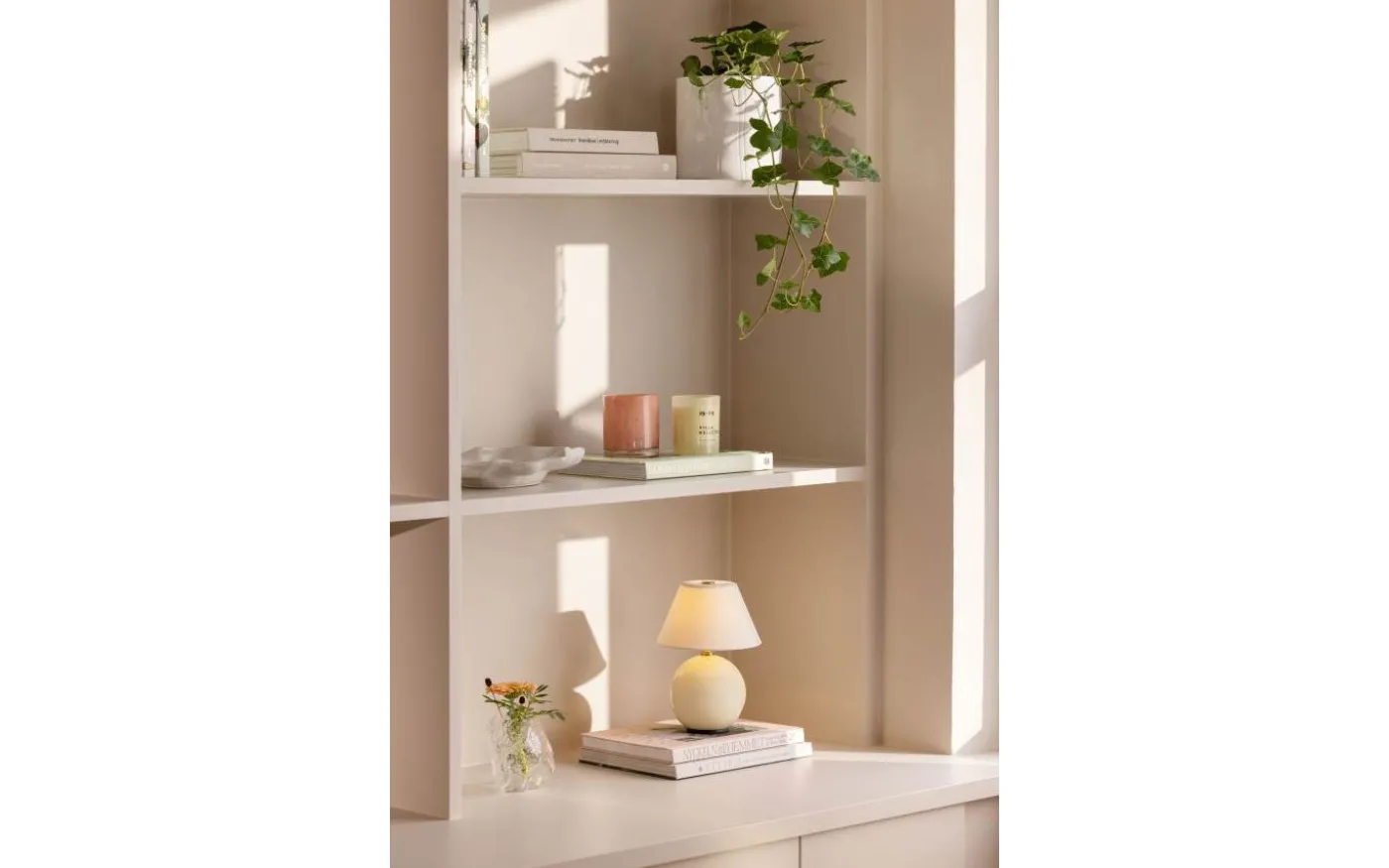 Iris Portabel Bordslampa 23cm Creme