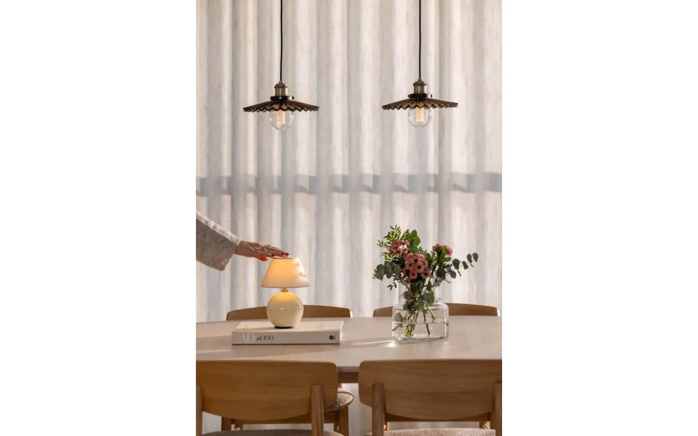 Iris Portabel Bordslampa 23cm Creme