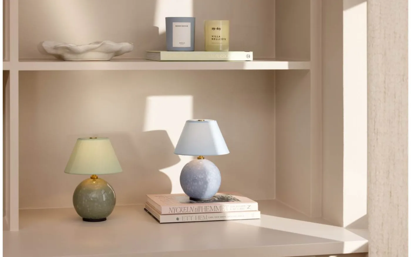 Iris Portabel Bordslampa 23cm Duvblå