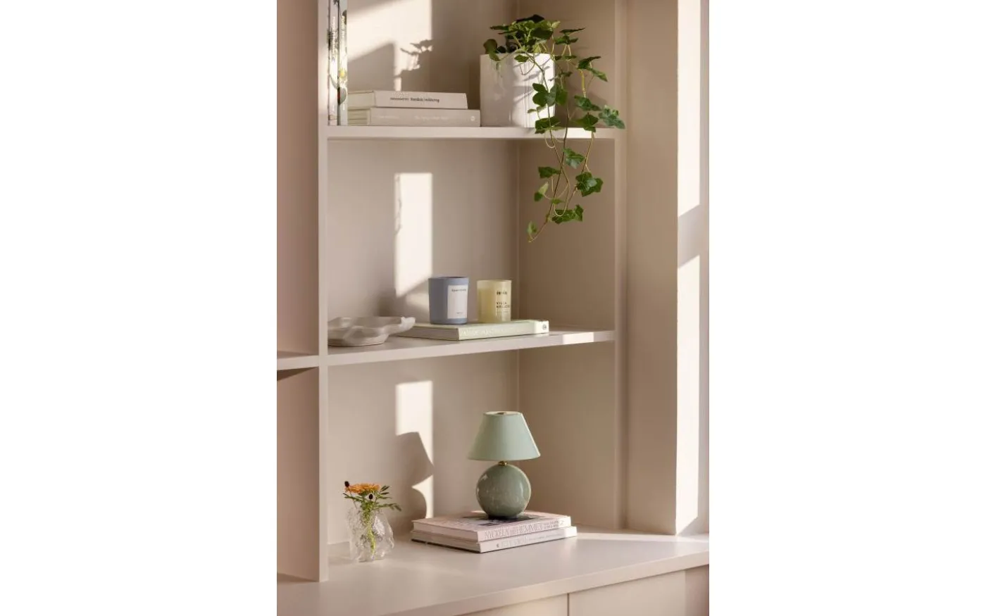 Iris Portabel Bordslampa 23cm Grön