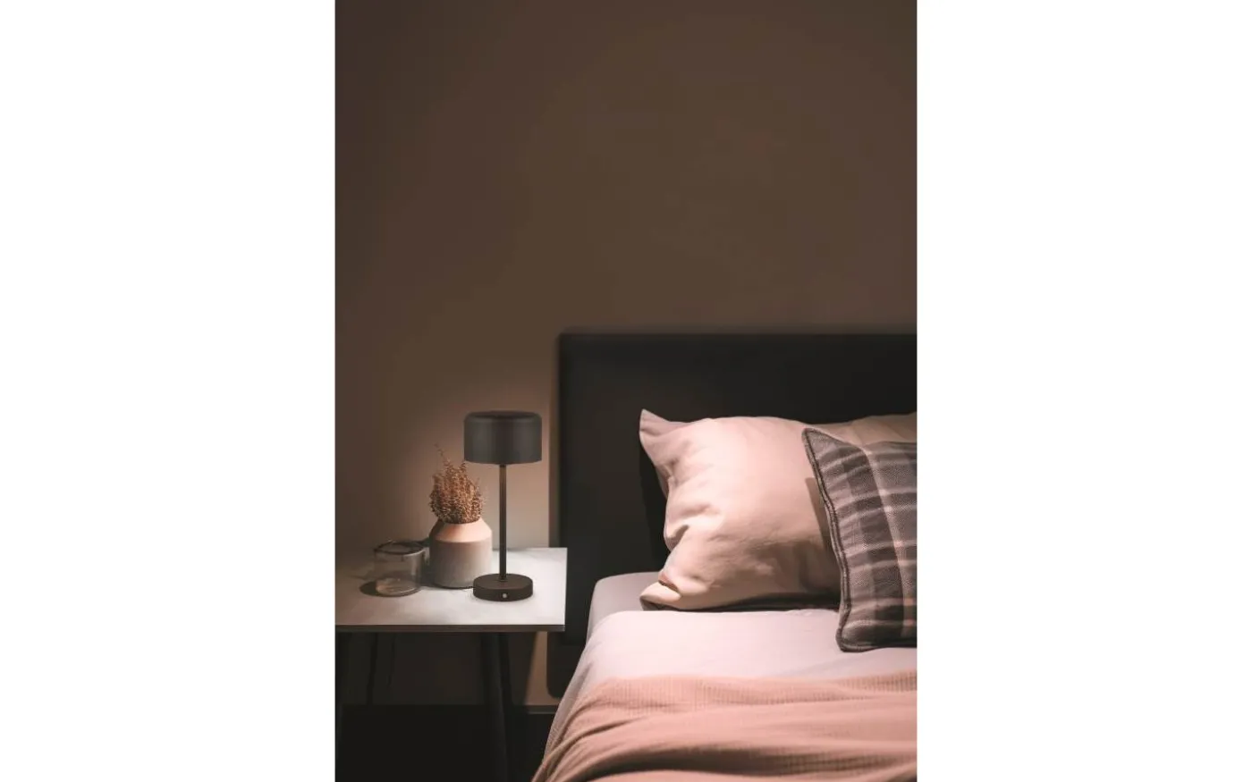 Jeff Bordslampa LED mattsvart uppladdningsbar