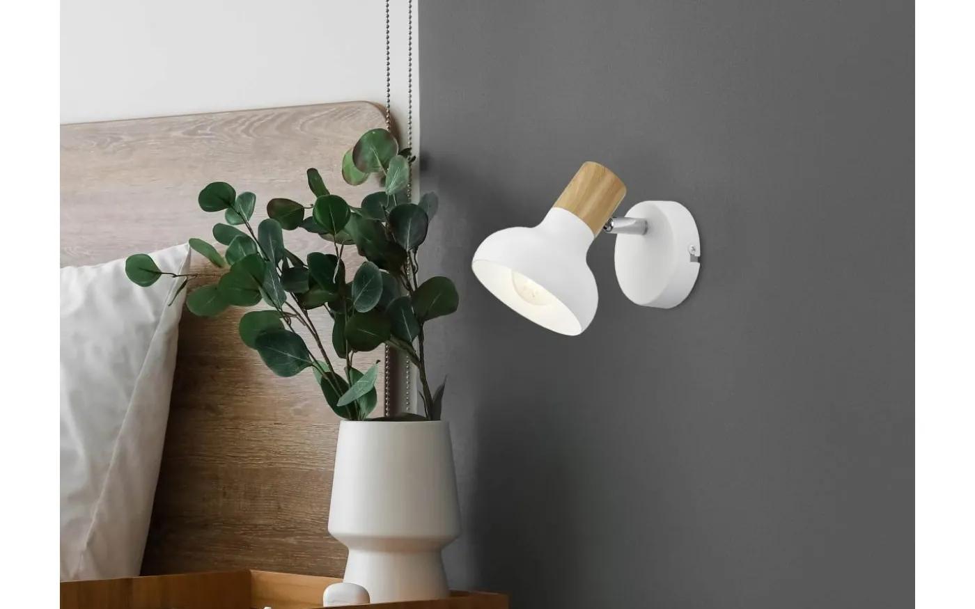 Latika Spotlight E14 matt vit/trä