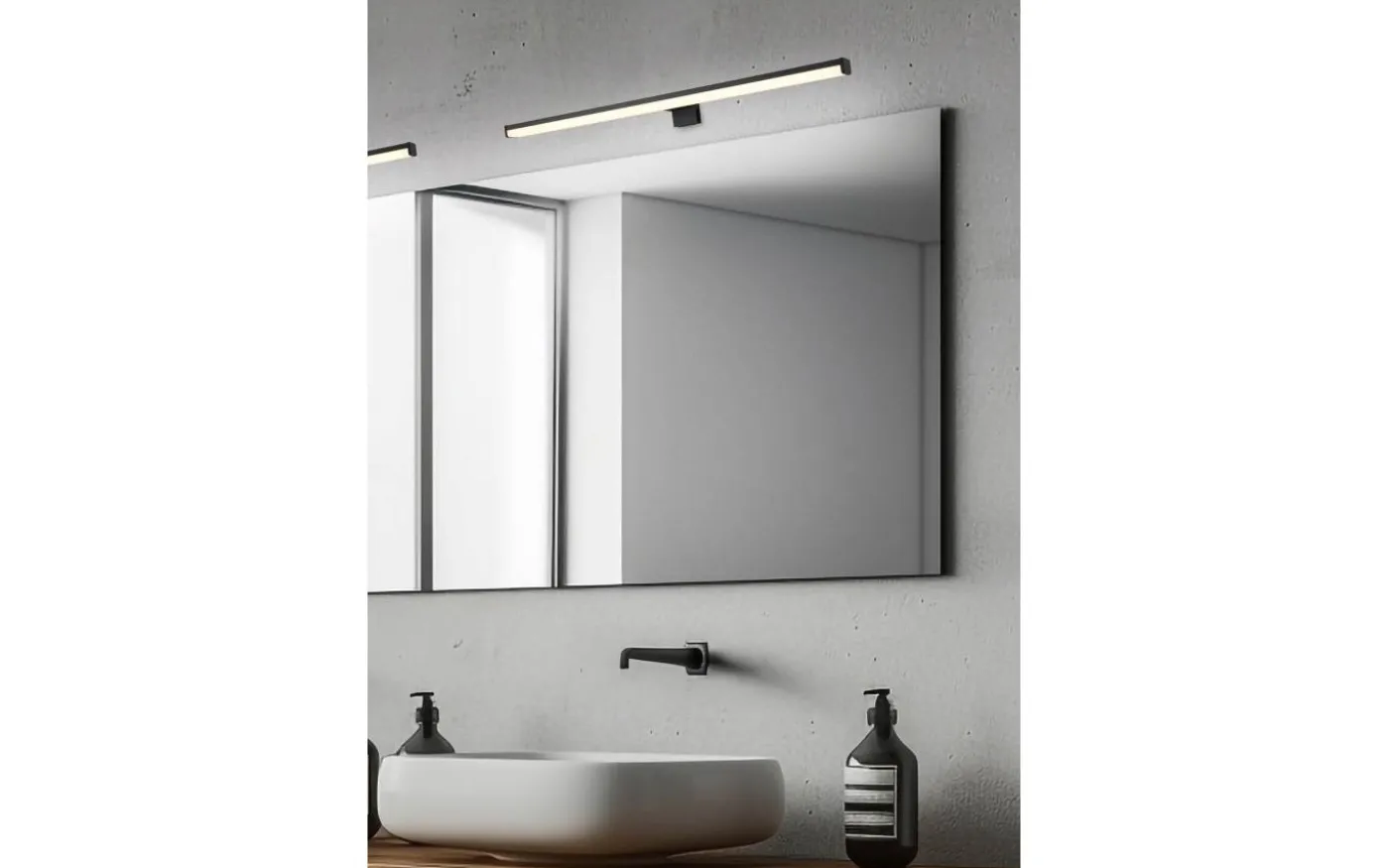 Lino H2O Vägglampa LED 60cm mattsvart IP44