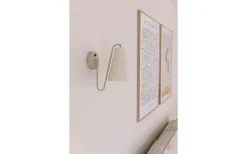 Lou Vägglampa Vit Bouclé/Beige