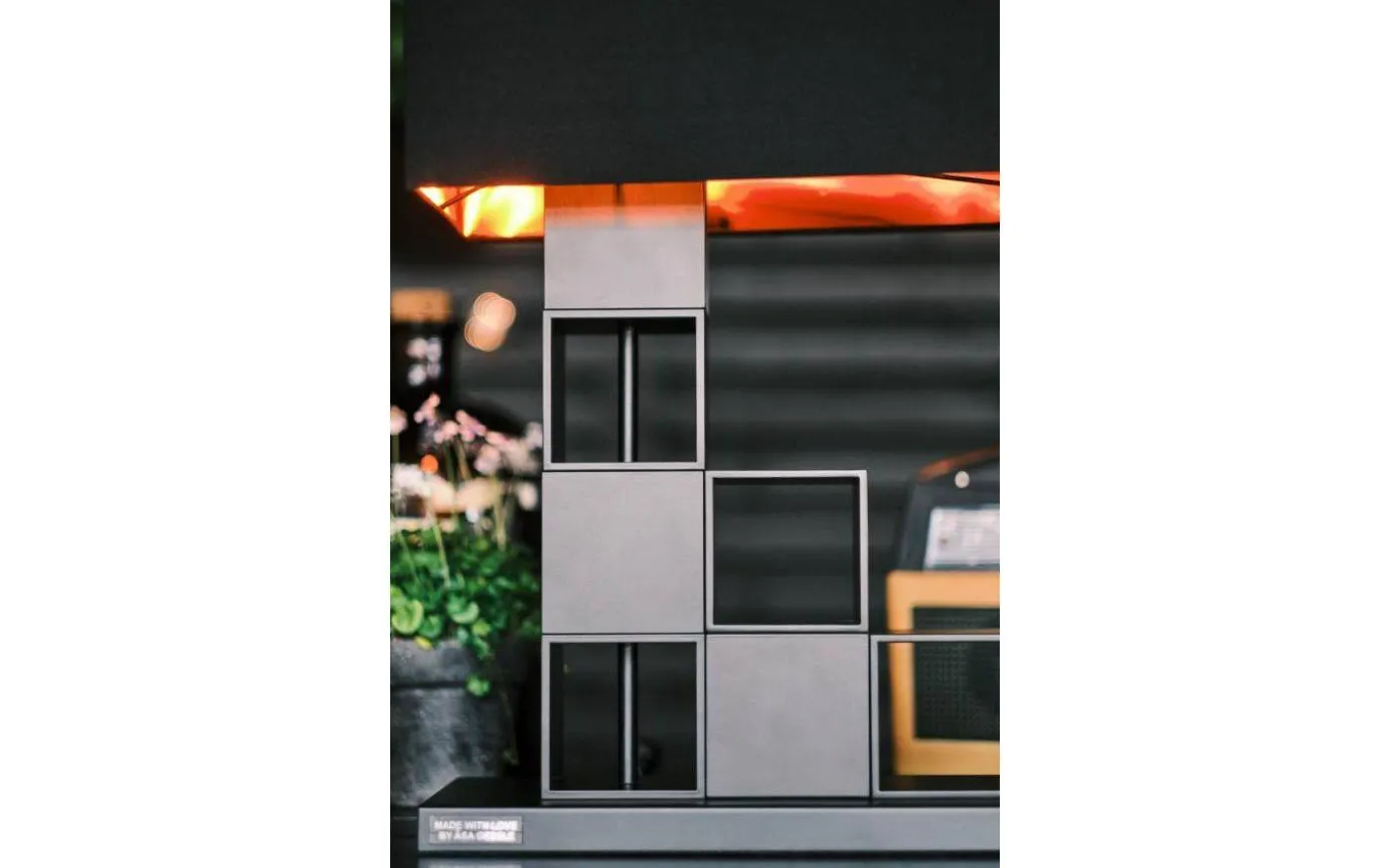 Love Is All Bordlampa 55,5cm Svart