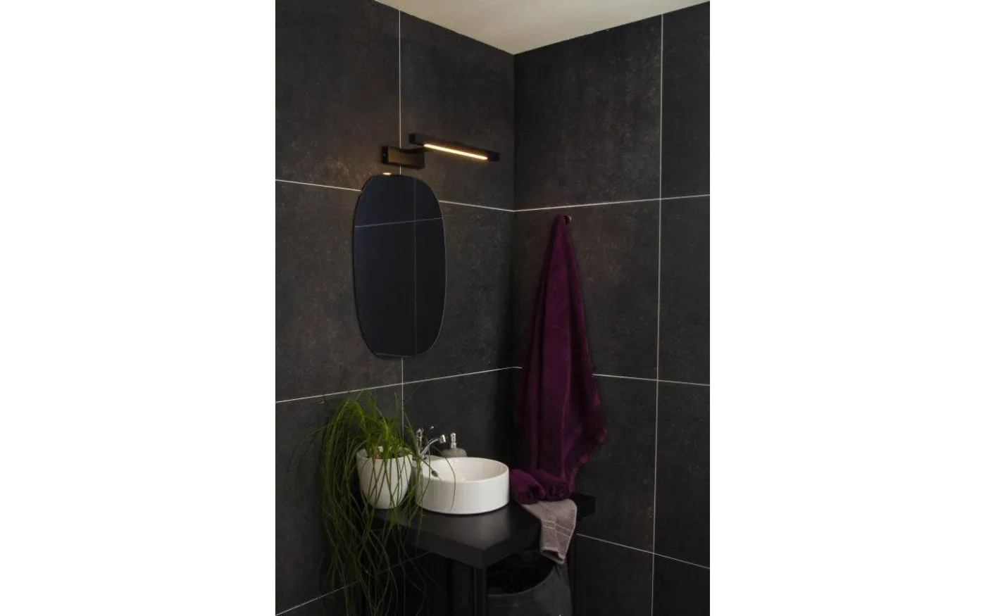 Lucca Spegelbelysning 25cm LED 9W 3000K Svart IP44