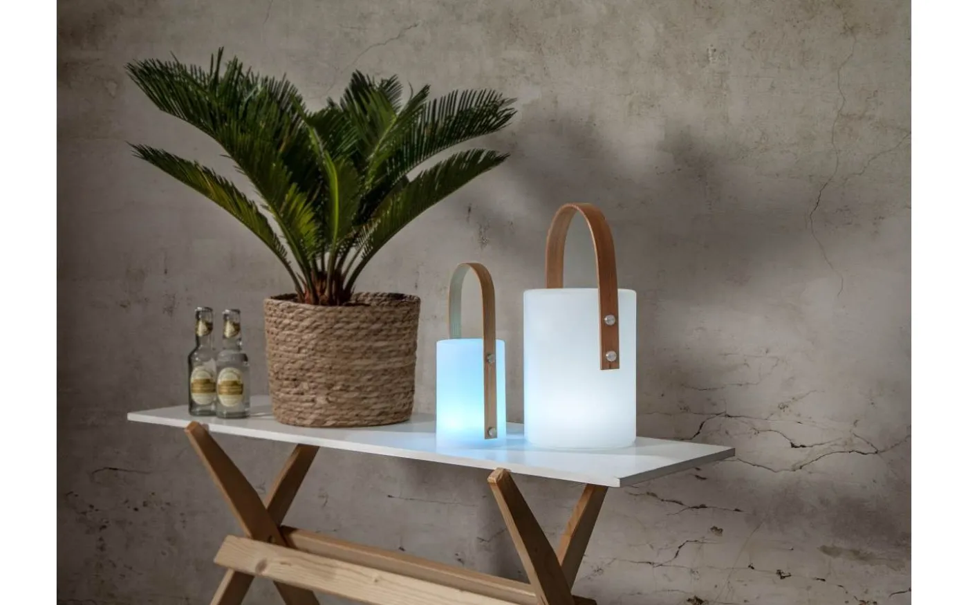 Lucie Uppladdningsbar Lykta Varmvit/Kallvit